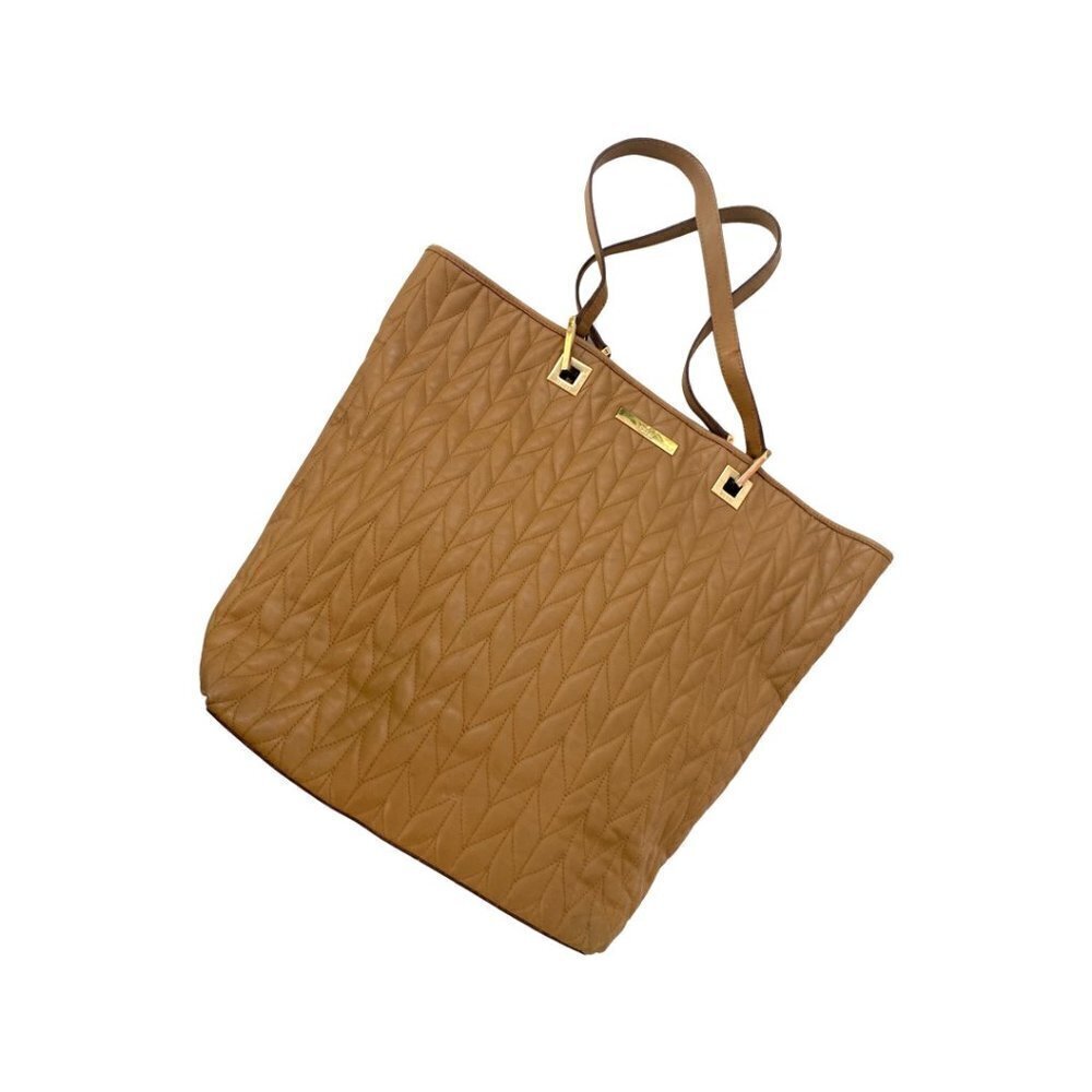 Gucci Classic Medium Arrow Textured Tote Bag / AZI